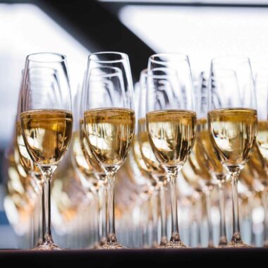 7 Best Sparkling Wine and Food Pairing Ideas